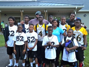 Rosedale Jets; Ray Lewis and Temeko Richardson Give Back