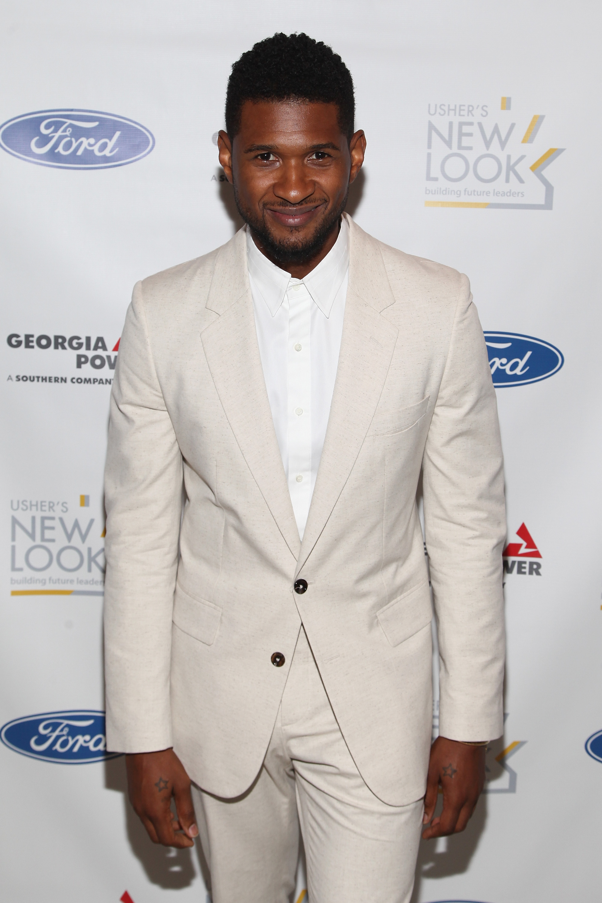 Usher's New Look Hosts 2013 President's Circle Awards Luncheon Black